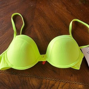 New Bikini top size large